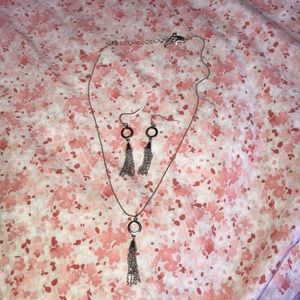 Matching silver necklace and earring set!